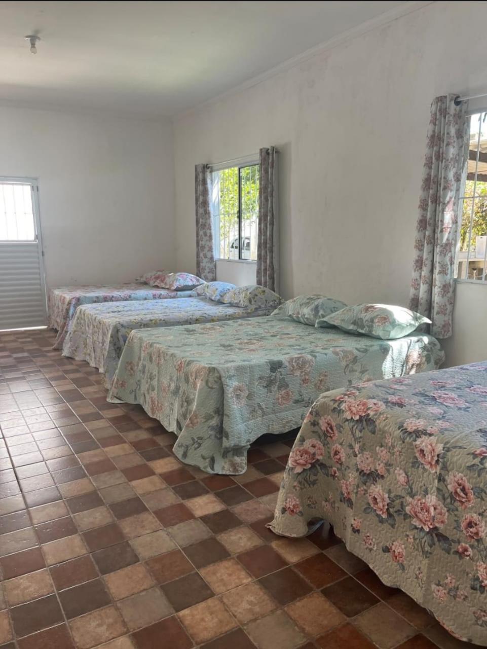 Chacara Completa Com Piscina ,2 Quartos, 20 Pessoas Itariri Exterior foto