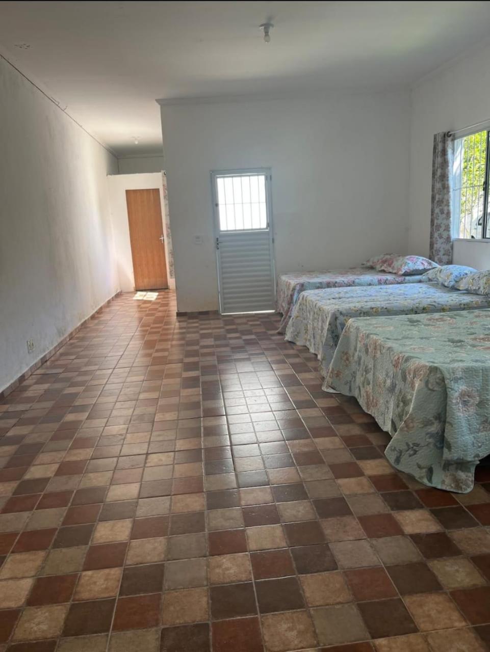 Chacara Completa Com Piscina ,2 Quartos, 20 Pessoas Itariri Exterior foto